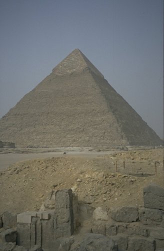 Die Chephren-Pyramide bei Gizeh.