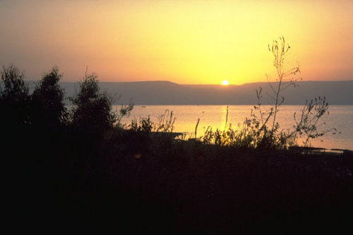 Sonnenaufgang am See Gennesaret.