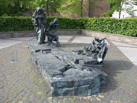 Edith Stein Denkmal Köln