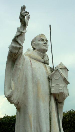 Statue