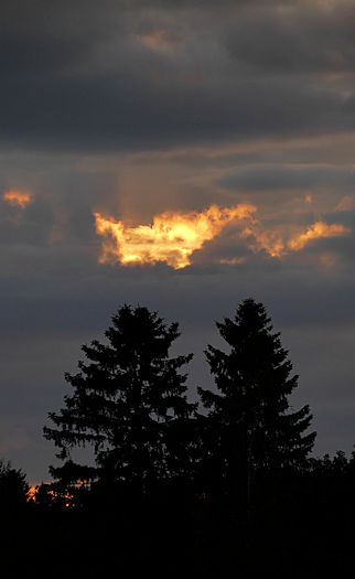 Sonnenuntergang mit Wolken