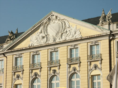 Fassade des Karlsruher Schlosses